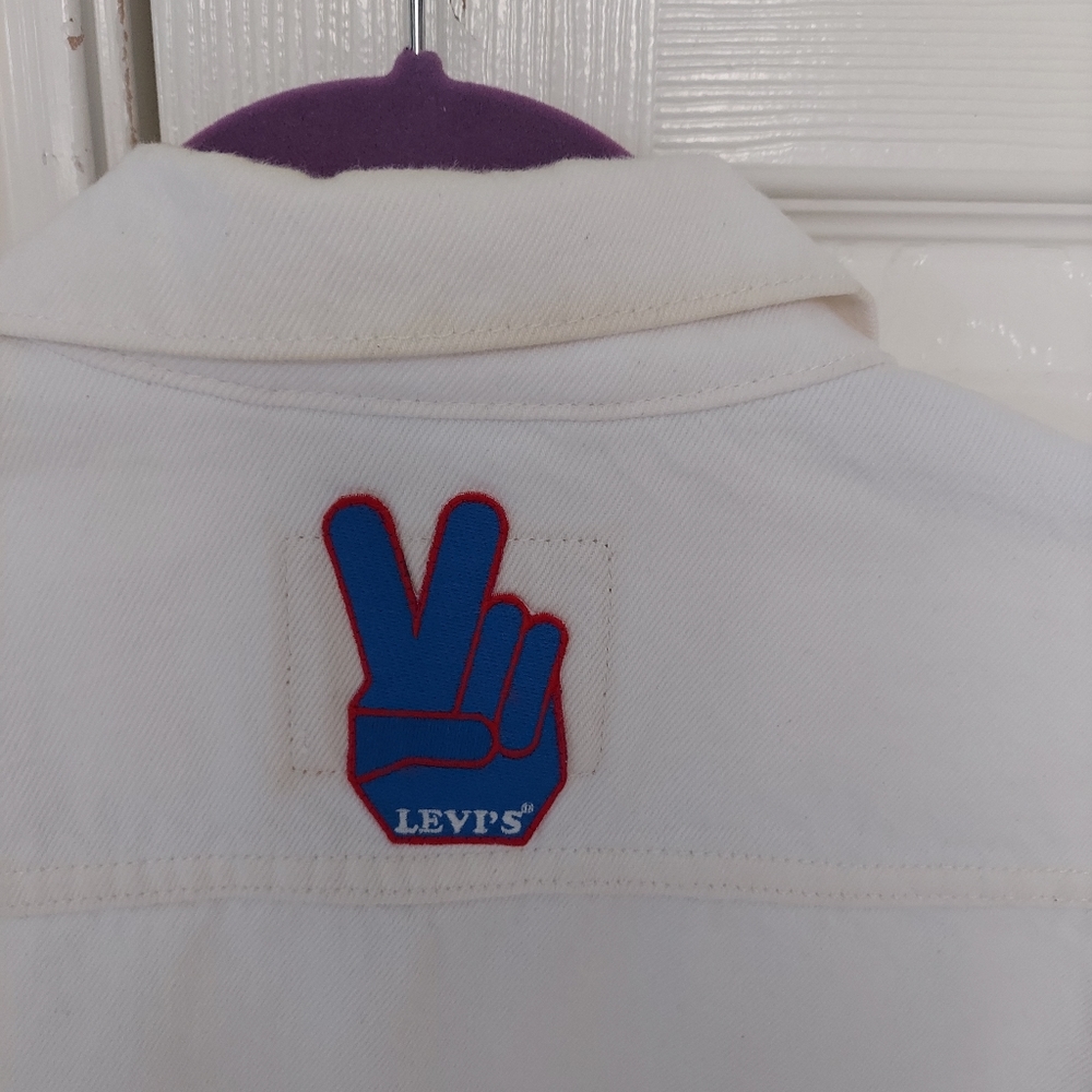 Denim jacket - Picture 3 of 7